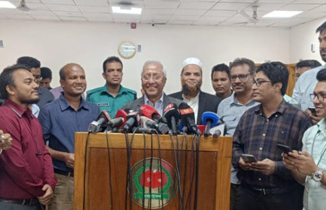 ভোটকেন্দ্রের চূড়ান্ত তালিকা প্রকাশ করলো ইসি