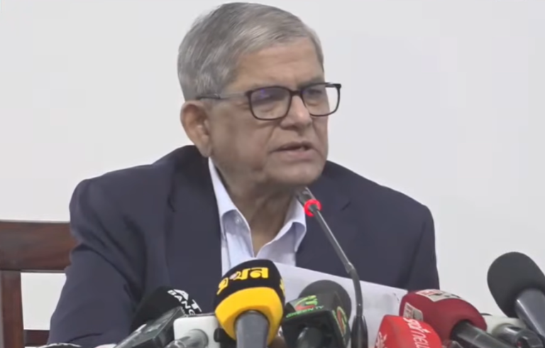 আজ রাতেই ঢাকাতে পৌঁছাবে এয়ার অ্যাম্বুলেন্স; ভোরেই রওনা হবেন খালেদা জিয়া